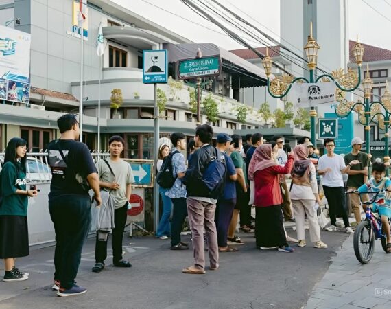 Jalan Kaki Cara Asyik Wisata Sejarah di Malang